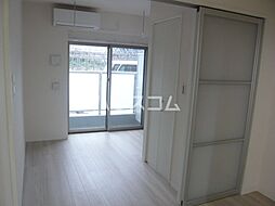 東急田園都市線 用賀駅 徒歩11分の賃貸マンション 3階1DKのリビング/ダイニング