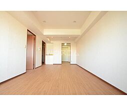 東京メトロ千代田線 綾瀬駅 徒歩13分の賃貸マンション 5階1LDKのリビング/ダイニング