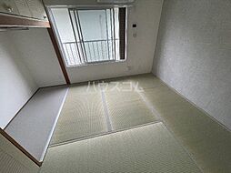 クロノス中原 102 1階1Kのリビング/ダイニング