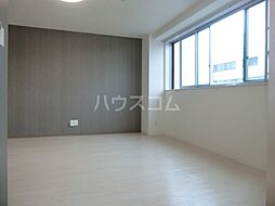 マンチェスター 305 3階ワンルームのリビング/ダイニング