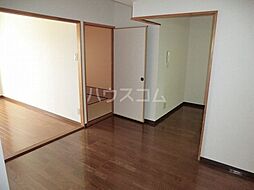 サマーブリーズII 401 4階3DKのリビング/ダイニング