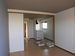 三岐鉄道三岐線 大矢知駅 徒歩12分の賃貸マンション 1階1DKのリビング/ダイニング