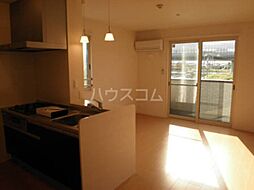 つくばエクスプレス 三郷中央駅 徒歩7分の賃貸アパート 2階2LDKのリビング/ダイニング