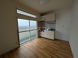 京急本線 横須賀中央駅 バス7分 不入斗橋下車 徒歩8分の賃貸アパート 2階1DKのリビング/ダイニング