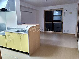 ヴィラ・ローザ 102 1階2LDKのリビング/ダイニング