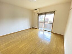 ヴィオレット 103 1階1Kのリビング/ダイニング