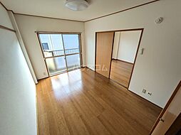 東京メトロ千代田線 綾瀬駅 徒歩6分の賃貸マンション 3階2DKのリビング/ダイニング