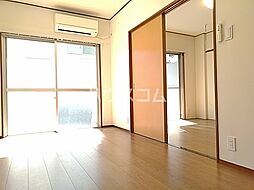 綾瀬グリーンハイツ 3階2DKのリビング/ダイニング