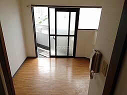 名古屋市営名港線 築地口駅 徒歩4分の賃貸マンション 4階1Kのリビング/ダイニング