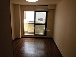 エクシード円町 4階1Kのリビング/ダイニング