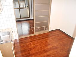 京都地下鉄東西線 二条城前駅 徒歩7分の賃貸マンション 1階1DKのリビング/ダイニング