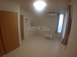 クレイノファウンデーション美好 102 1階1Kのリビング/ダイニング