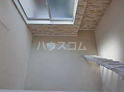 ユナイト南太田ジェラール・ピケ 105 2階ワンルームのリビング/ダイニング