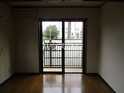 ＹＫハイツ 102 1階1Kのリビング/ダイニング