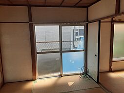 穴山住宅3号棟 1階2DKのリビング/ダイニング