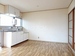 JR常磐線 赤塚駅 バス8分 渡里小学校前下車 徒歩4分の賃貸アパート 2階2DKのリビング/ダイニング