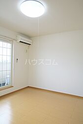 マイカーサ2 201 2階1LDKのリビング/ダイニング