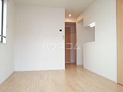 シュティル 202 2階1LDKのリビング/ダイニング