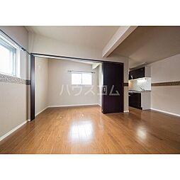 近鉄名古屋線 米野駅 徒歩12分の賃貸アパート 3階1LDKのリビング/ダイニング