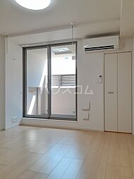 ゴールデン　ソレイル 106 1階1Kのリビング/ダイニング