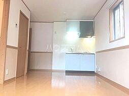 アコール 101 1階ワンルームのリビング/ダイニング