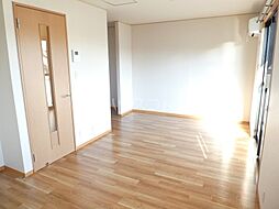 マ・メゾン 2階ワンルームのリビング/ダイニング