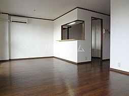 スカイヴァレイ 303 3階2LDKのリビング/ダイニング