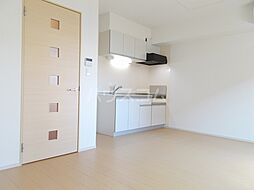 サニーレジデンス 102 1階1LDKのリビング/ダイニング