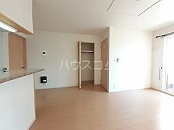 ヴィラ・フェリーチェI 102