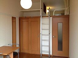 レオパレスイルシオン 201 2階1Kのリビング/ダイニング