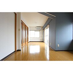 ヴィレッジ高浜台 302 3階1LDKのリビング/ダイニング