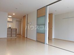 クレセント 1階1LDKのリビング/ダイニング