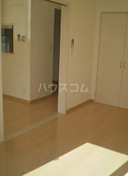 東急田園都市線 桜新町駅 徒歩14分の賃貸アパート 2階1LDKのリビング/ダイニング