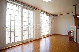 プチレジデンスディーヴァＨ 202 2階1LDKのリビング/ダイニング