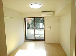 フォルシュ 102 1階1Kのリビング/ダイニング