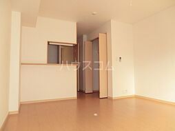 ラ　クール 104 1階ワンルームのリビング/ダイニング