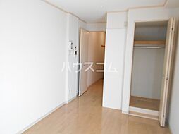 ルペールＥ 104 1階1Kのリビング/ダイニング