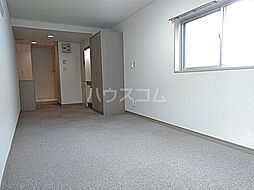 ラ・パイクス6112 202 2階ワンルームのリビング/ダイニング