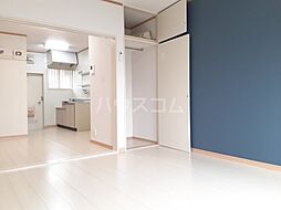 東船メゾンアイＢ棟 2階1DKのリビング/ダイニング