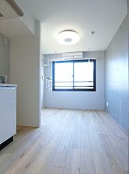 東急池上線 御嶽山駅 徒歩2分の賃貸マンション 1階ワンルームのリビング/ダイニング