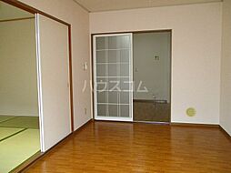 ウェルセッジ請西　II 102 1階3DKのリビング/ダイニング