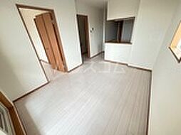 JR内房線 君津駅 徒歩18分の賃貸アパート 2階2LDKのリビング/ダイニング