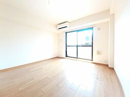 ファインロイテII 202 2階ワンルームのリビング/ダイニング