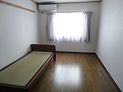 JR山陰本線 亀岡駅 徒歩2分の賃貸マンション 1階1Kのリビング/ダイニング