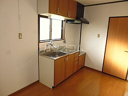 グランドール浅原 206 2階2DKのリビング/ダイニング