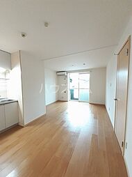 グランピアハイツ 102 1階2LDKのリビング/ダイニング