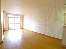 東武伊勢崎線 韮川駅 徒歩30分の賃貸アパート 2階1LDKのリビング/ダイニング