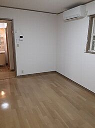 コートアベニュー 202 2階1Kのリビング/ダイニング