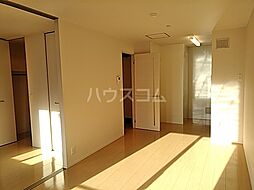 カーメル共栄 302 3階1LDKのリビング/ダイニング