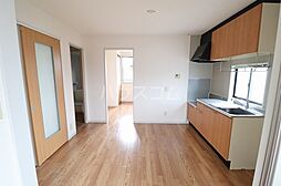 アークメゾン 201 2階3DKのリビング/ダイニング